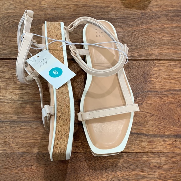 Size 8 - Summertime Sandals - Velcro/ Cork Platform, '90s athleisure - Picture 1 of 10